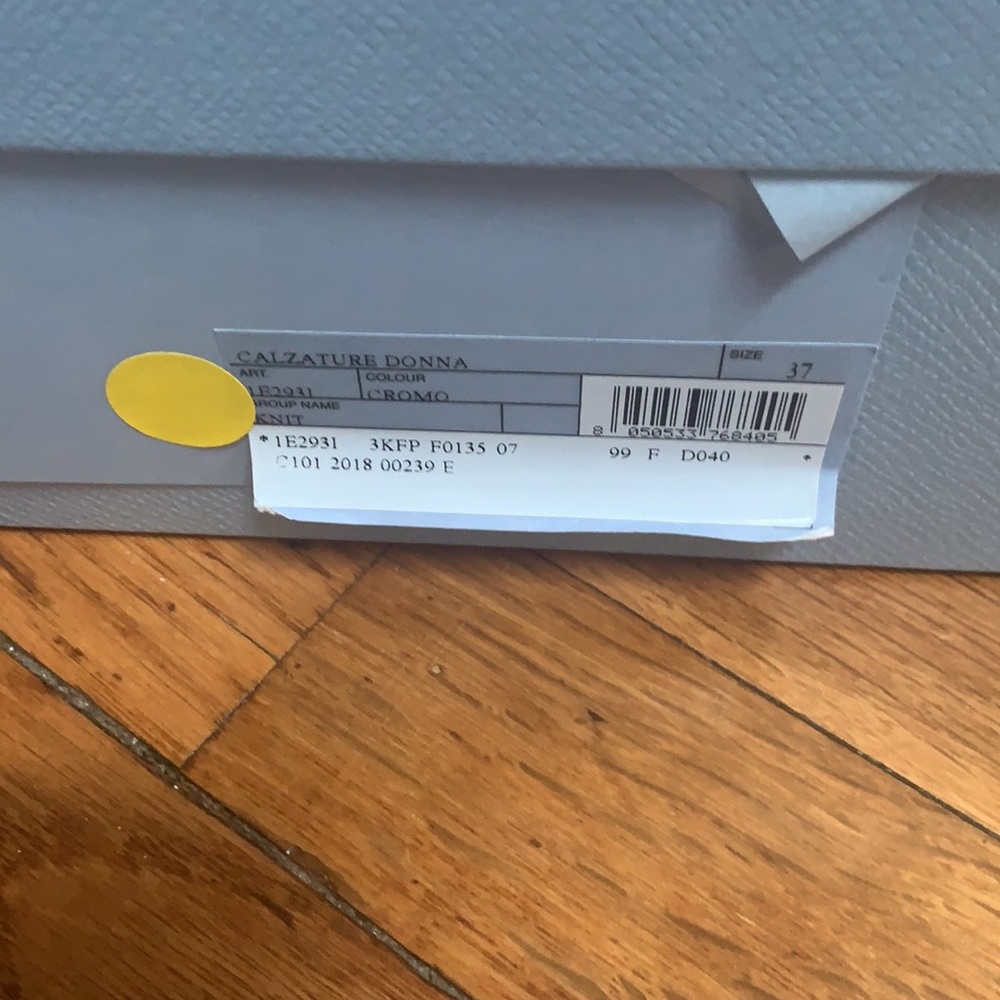 Brand new women’s Prada sneakers. - Picture 3 of 5